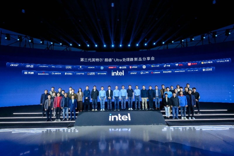 引领AI PC新标杆,第三代英特尔酷睿Ultra重新定义轻薄本 引领AI PC新标杆,第三代英特尔酷睿Ultra重新定义轻薄本