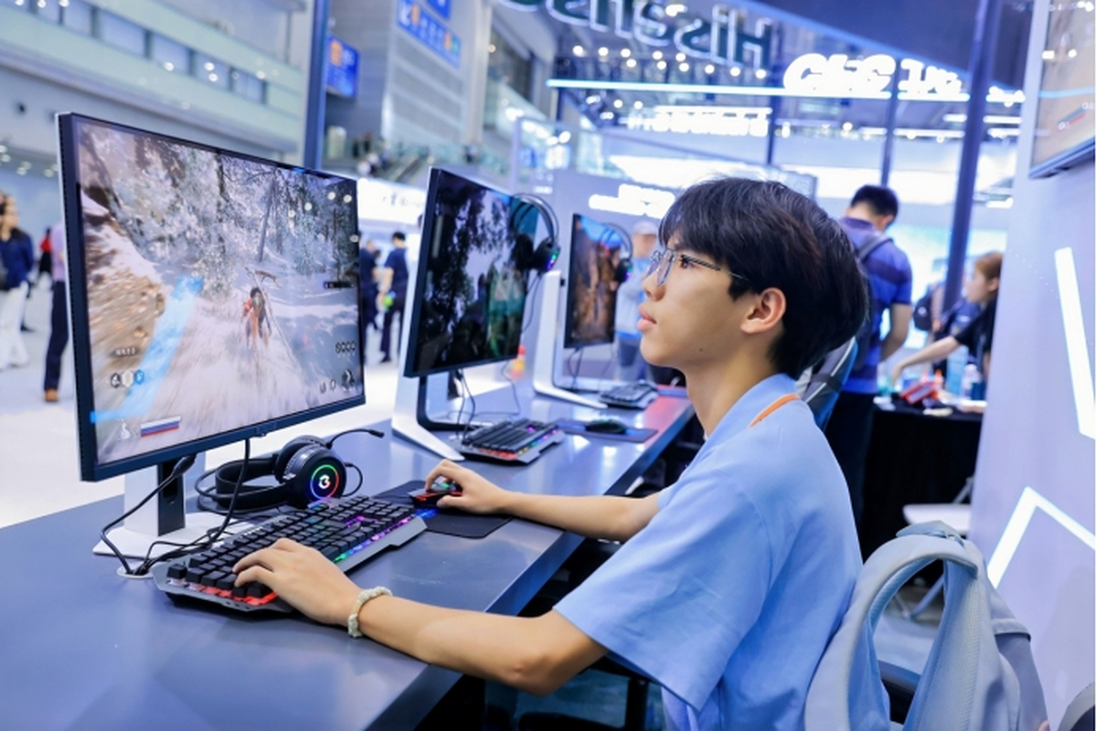 三获金奖!海信RGB-Mini LED电视116UX亮相CITE2026获评“创新金奖” 三获金奖!海信RGB-Mini LED电视116UX亮相CITE2026获评“创新金奖”