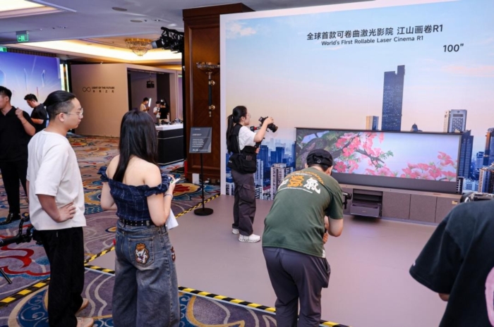 5年内120吋大屏将成主流,激光显示引领下一代家庭显示趋势 5年内120吋大屏将成主流,激光显示引领下一代家庭显示趋势